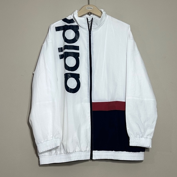 ADIDAS || Women's windbreaker track jacket size 2xl - Picture 2 of 12